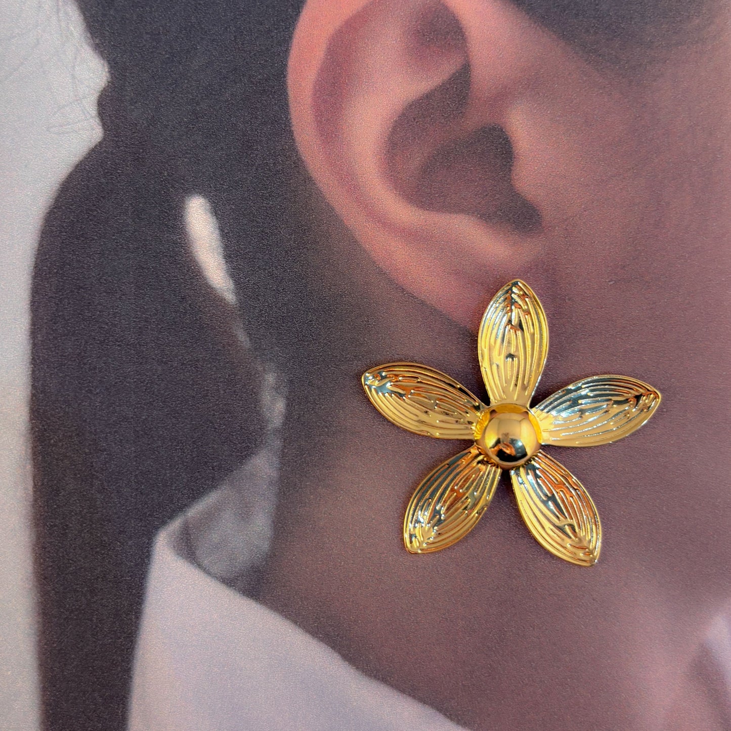 Aretes flor grande acero inoxidable