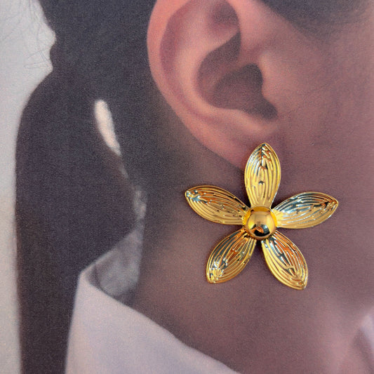 Aretes flor grande acero inoxidable dorado