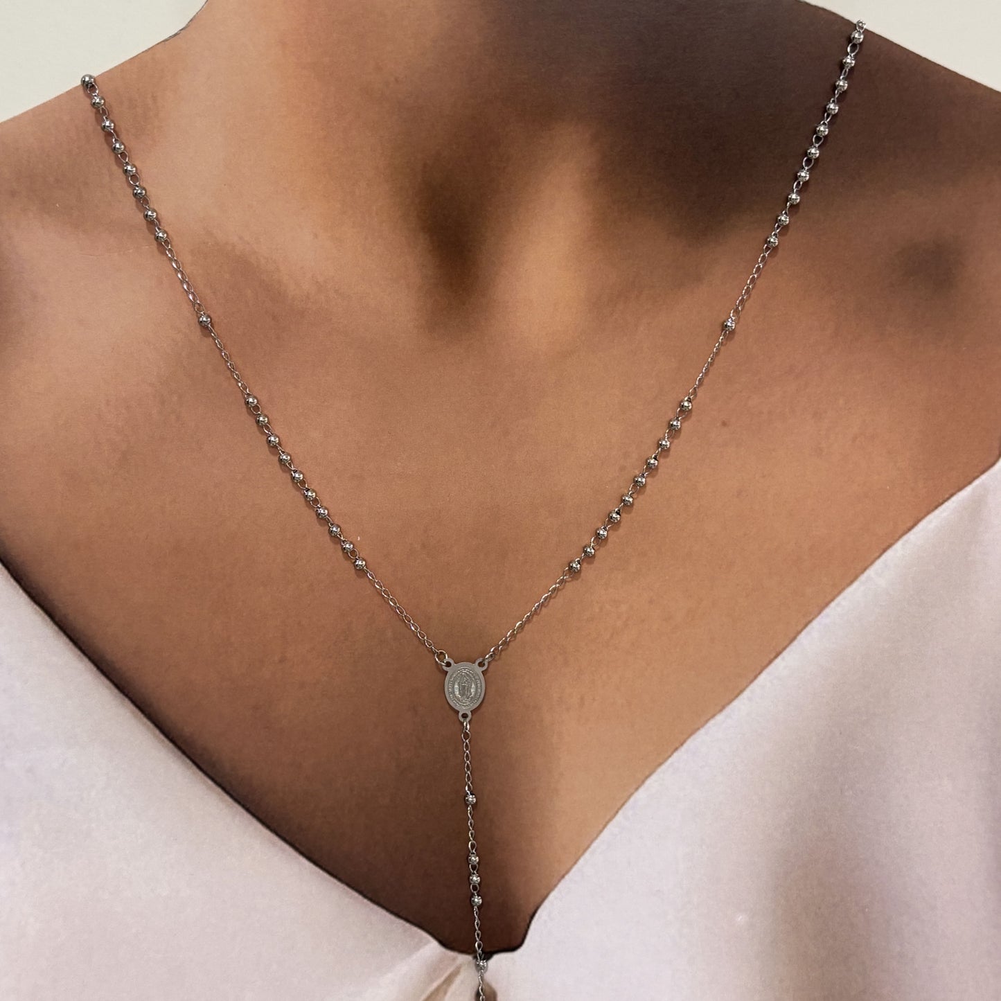 Rosario acero inoxidable virgen de Guadalupe delgado