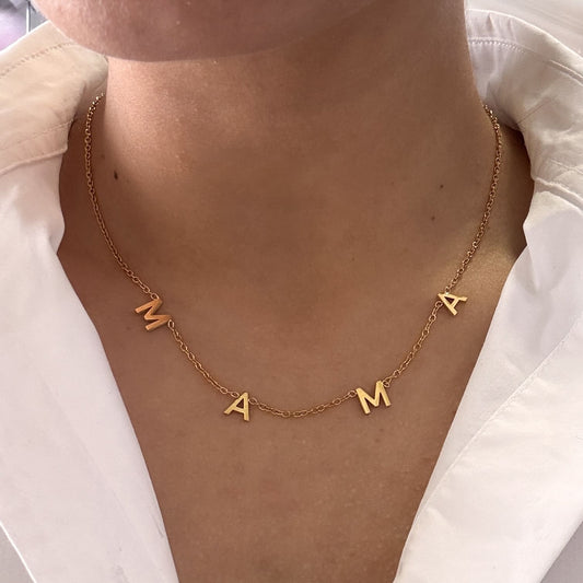 Collar mamá acero inoxidable letras separadas dorado