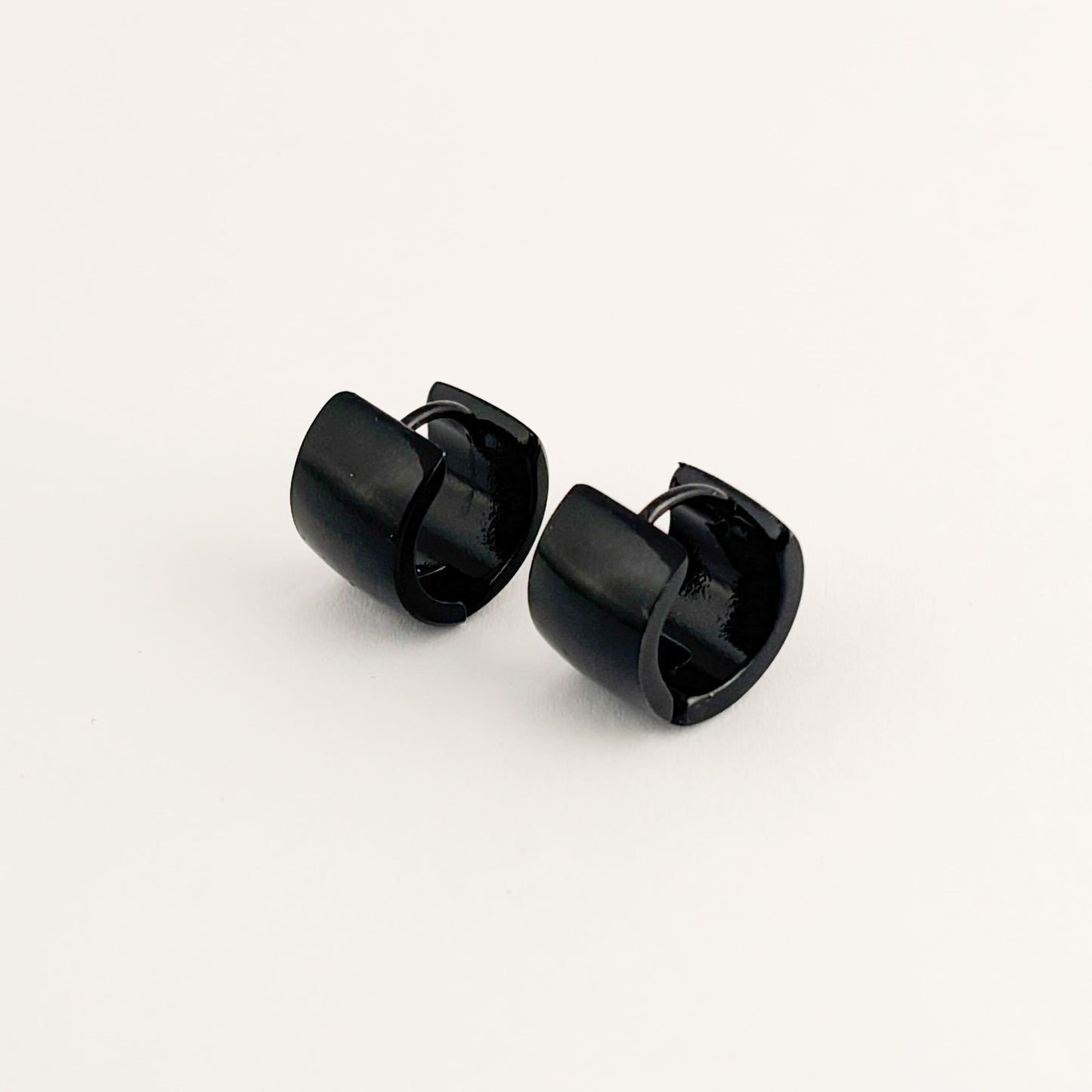 Huggies acero inoxidable negro gruesas