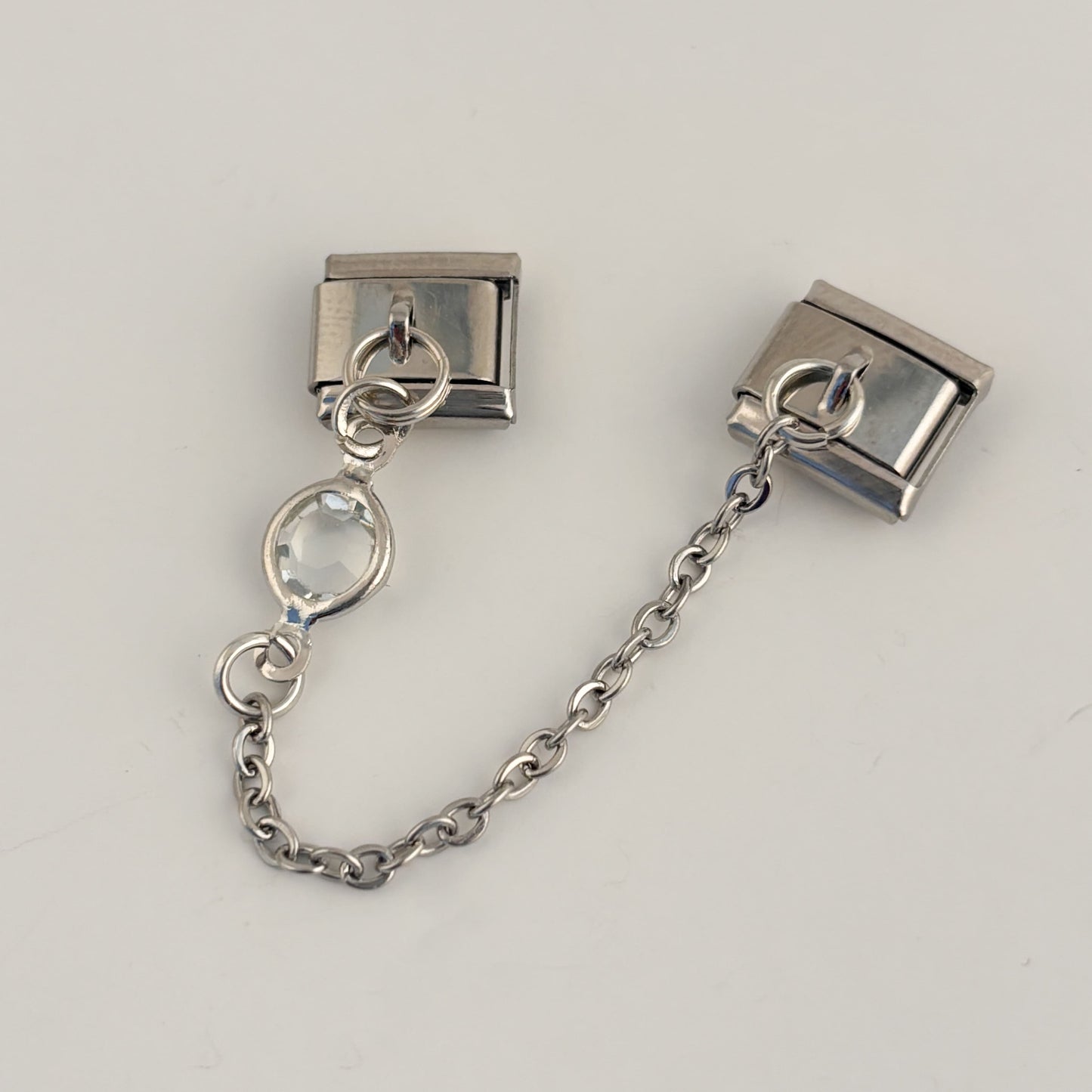 Charm doble con cadena para pulsera italiana plateado cristal blanco