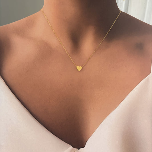 Set collar y aretes acero inoxidable corazón liso en dorado