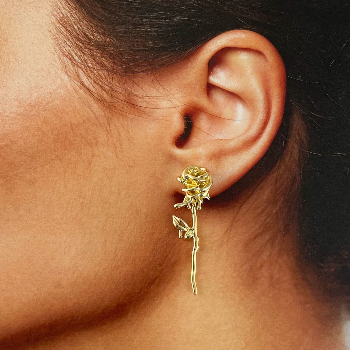 Aretes largos chapa de oro rosa