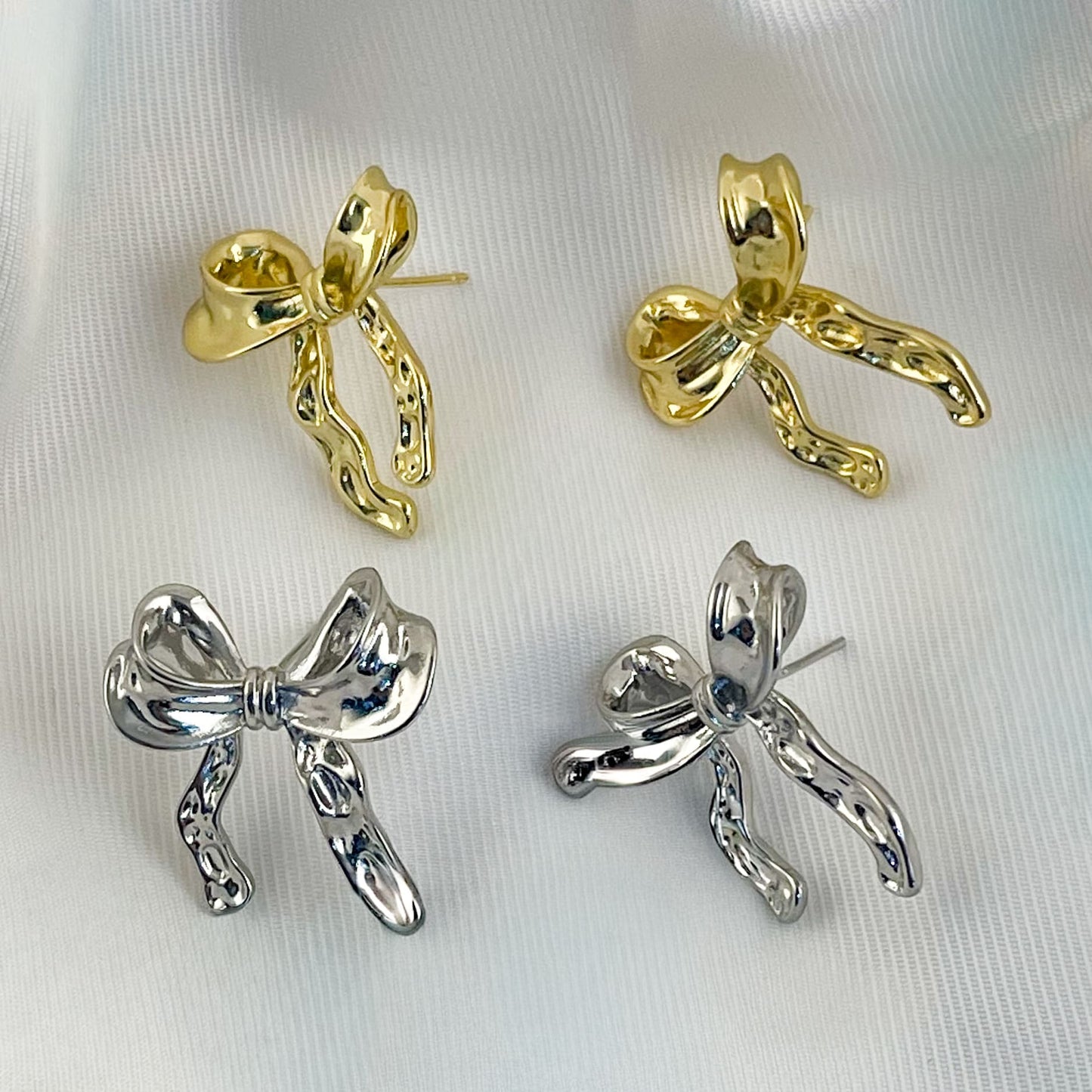 Aretes moño chapa de oro