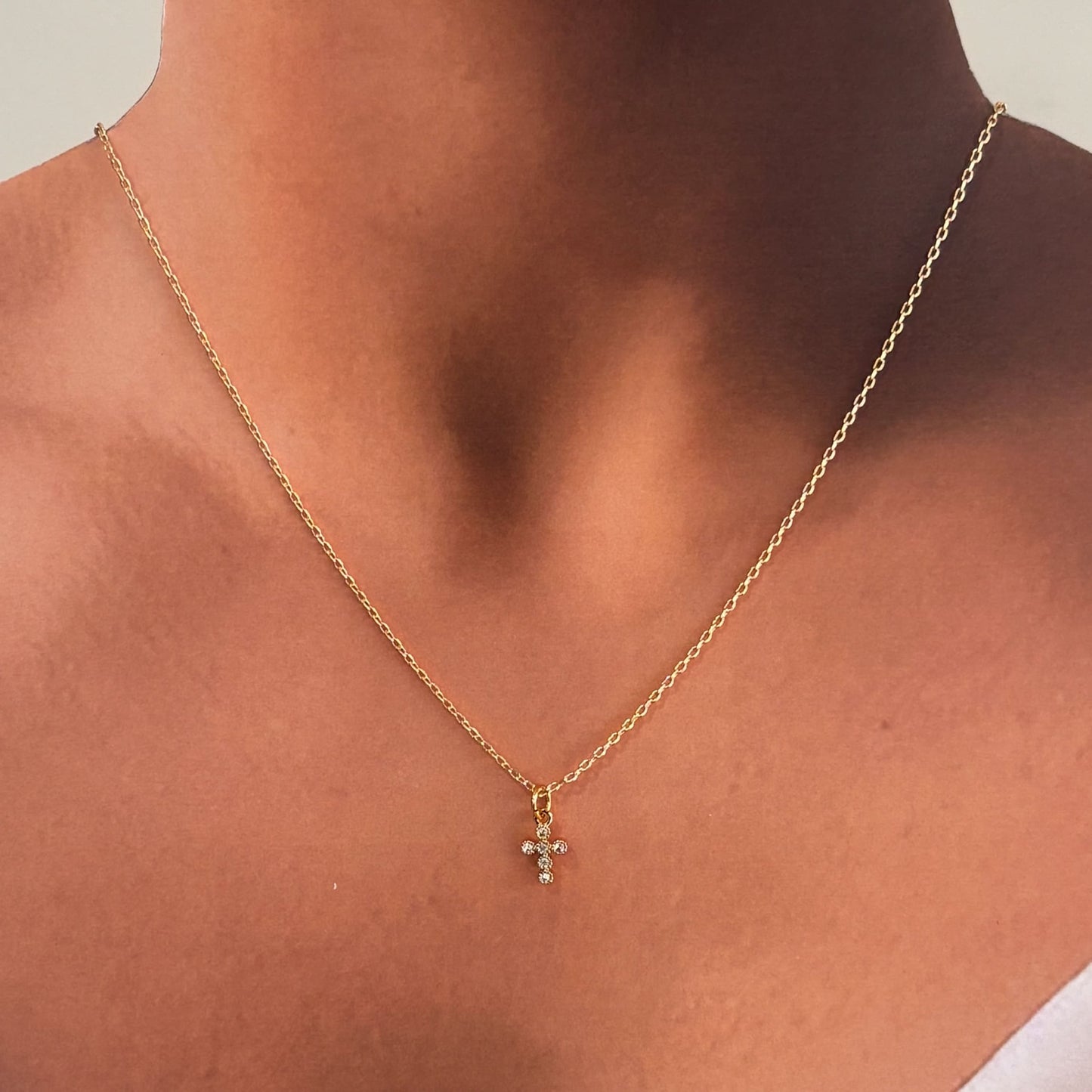Collar ajustable dije cruz mini zirconias chapa de oro garantizada