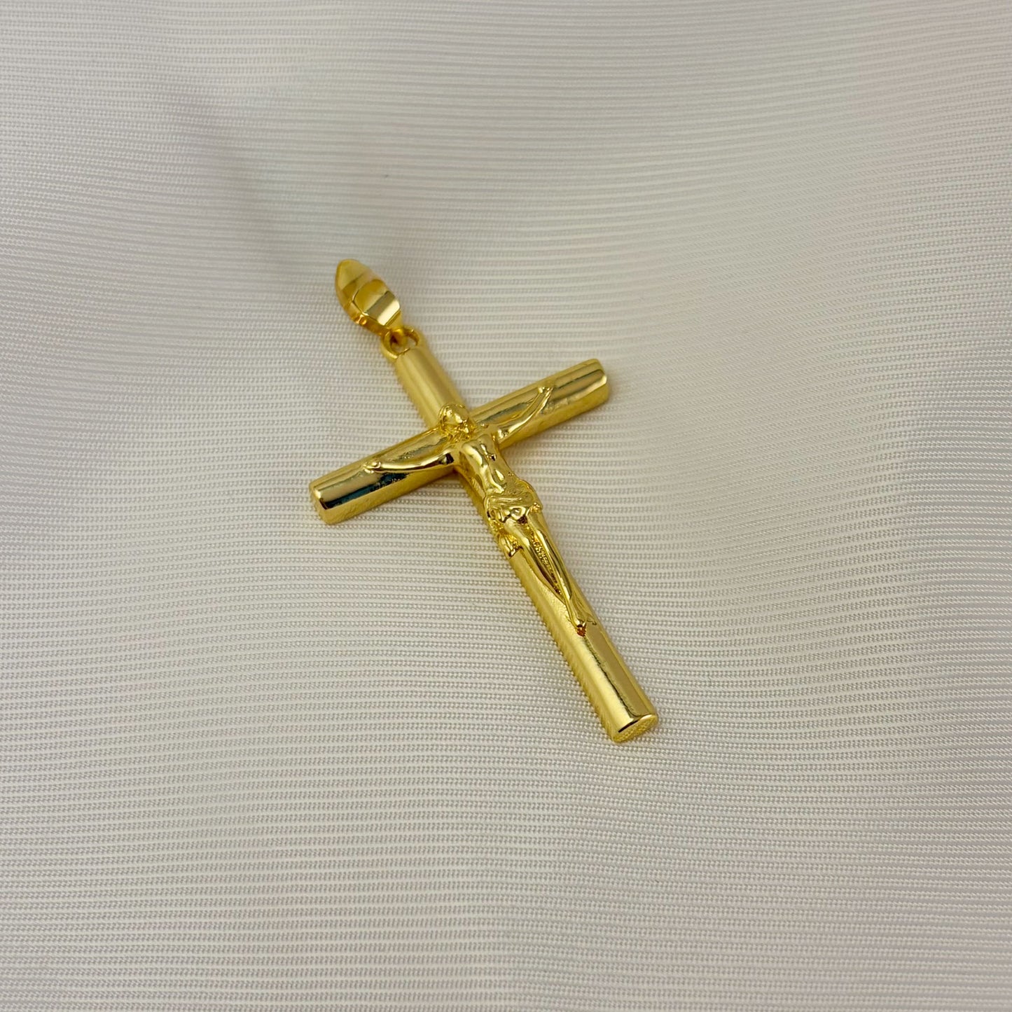Dije cruz chapa Cristo tubular grande 4 cm