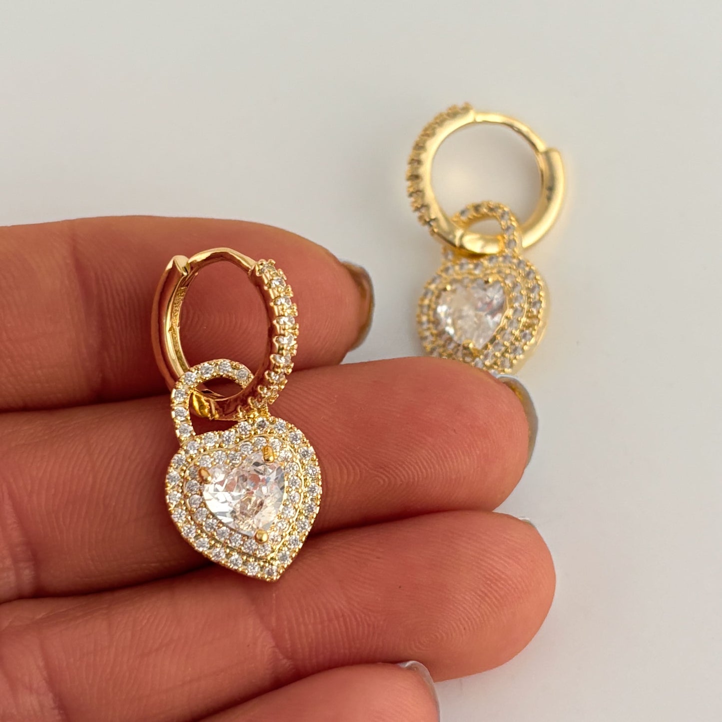 Huggies zirconias corazón colgante chapa de oro