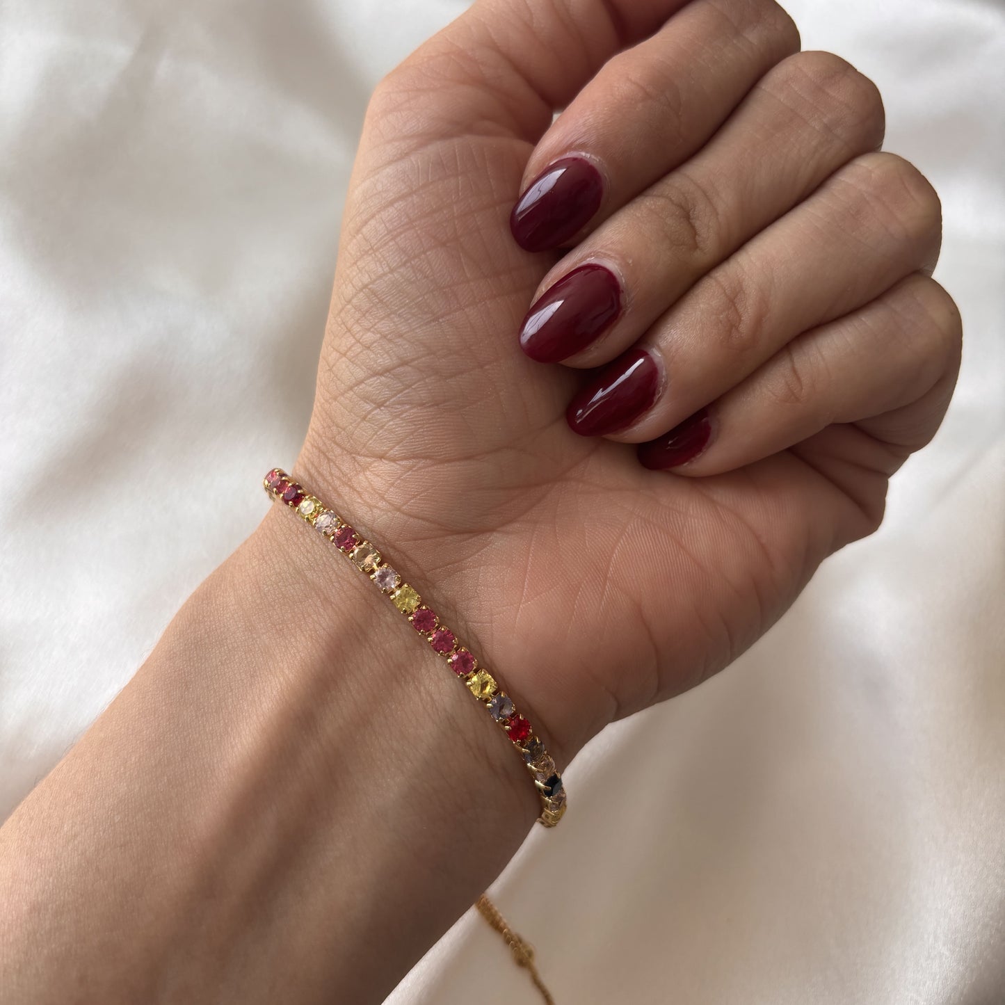 Pulsera zirconias de colores chapa de oro ajustable