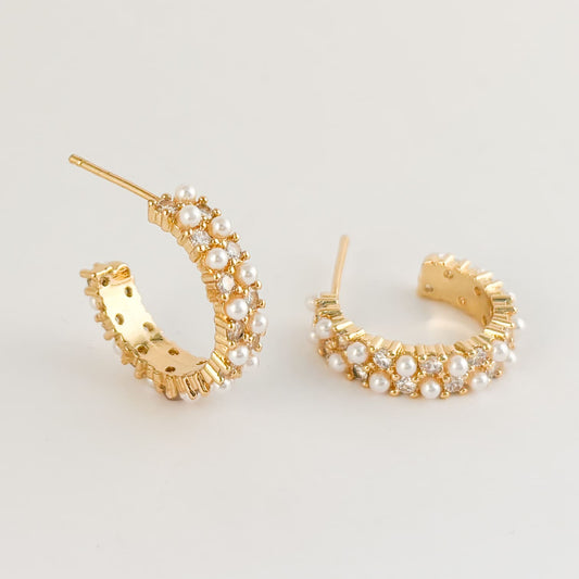 Arracadas incompletas rectas micro perlas y zirconias 2 cm chapa de oro