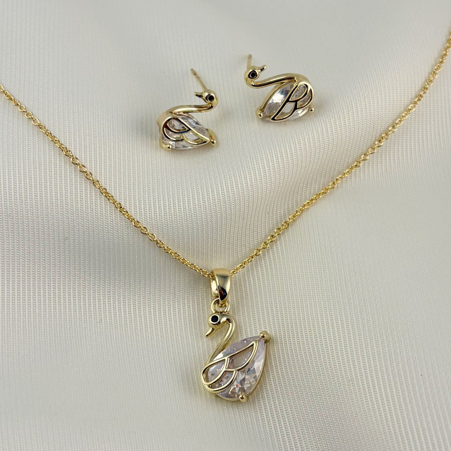 Set aretes y collar gota alita zirconia chapa de oro