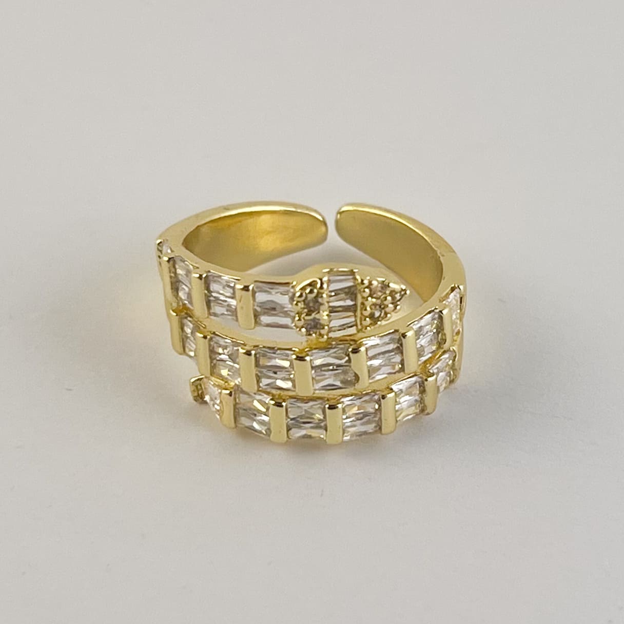 Anillo serpiente zirconias chapa de oro ajustable