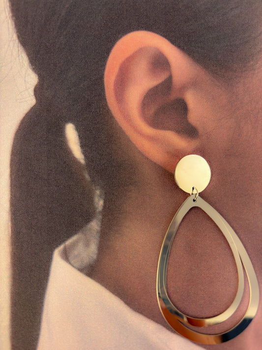 Arete largo acero inoxidable doble contorno gota