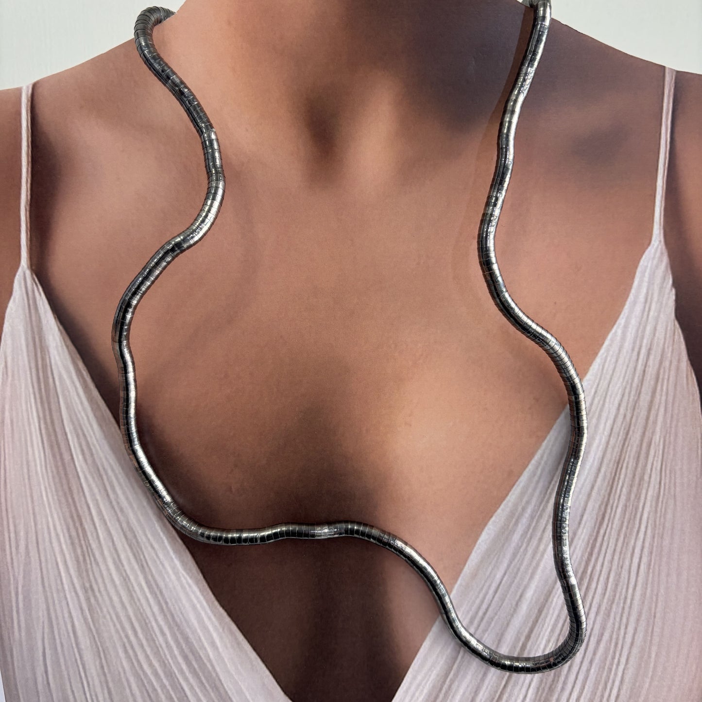 Collar pulsera flexible enrrollable chapa de oro