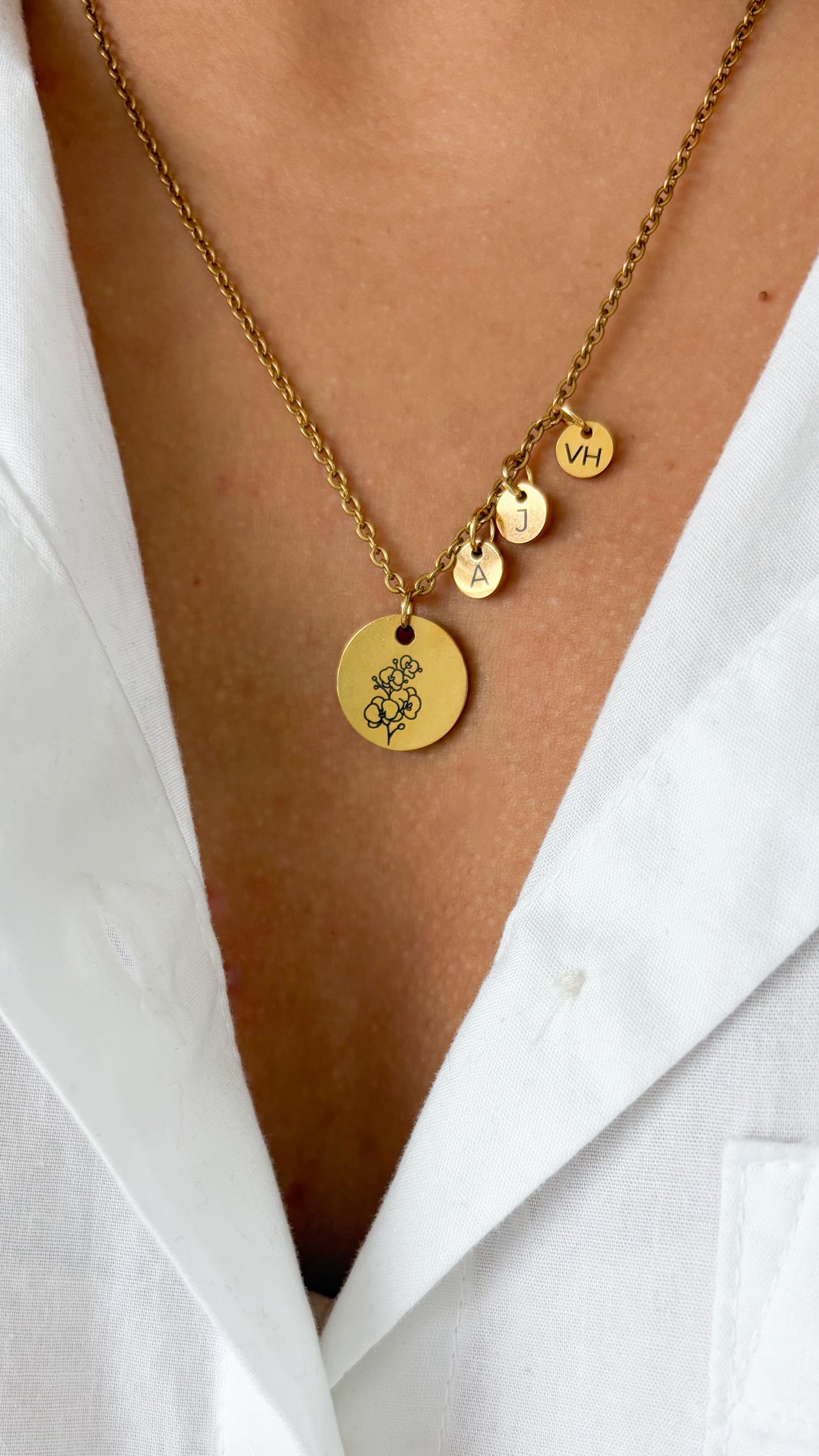 Collar flor de nacimiento monedas con iniciales de hijos regalo día de las madres