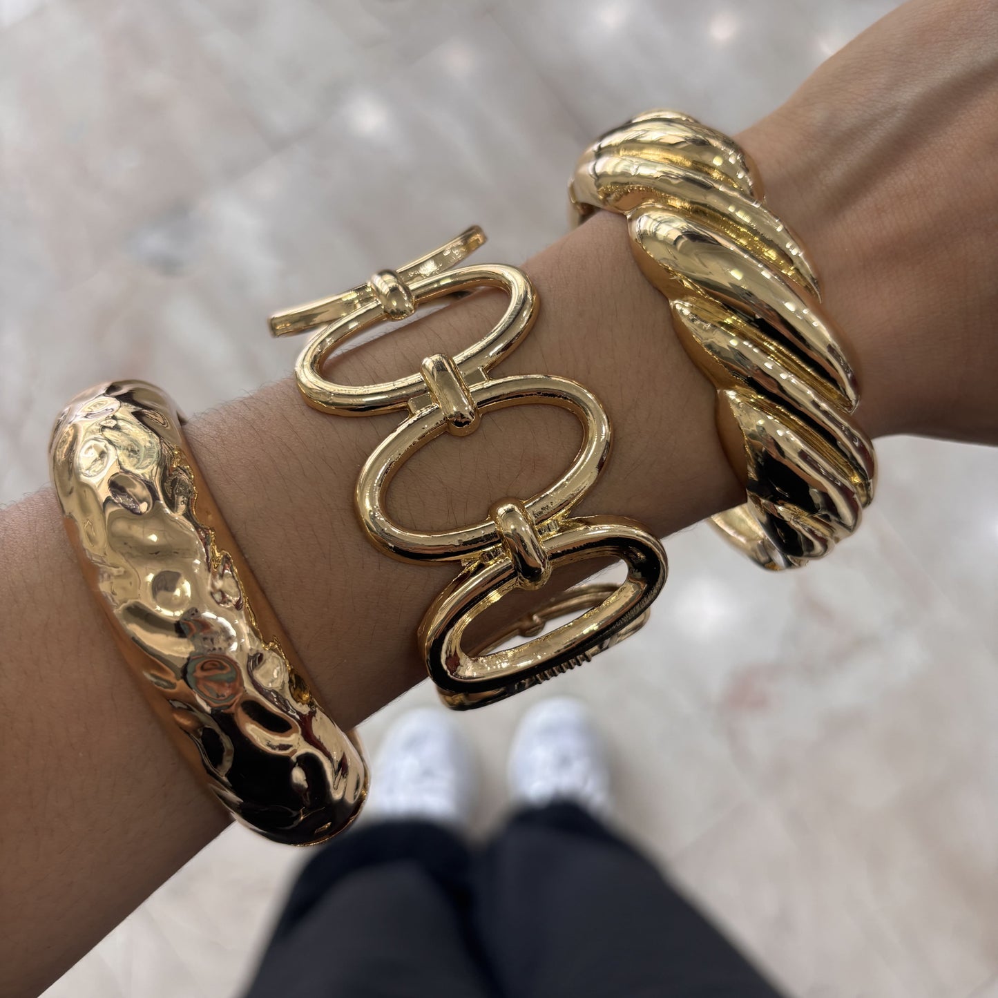 Brazalete grueso dorado chunky chapa de oro
