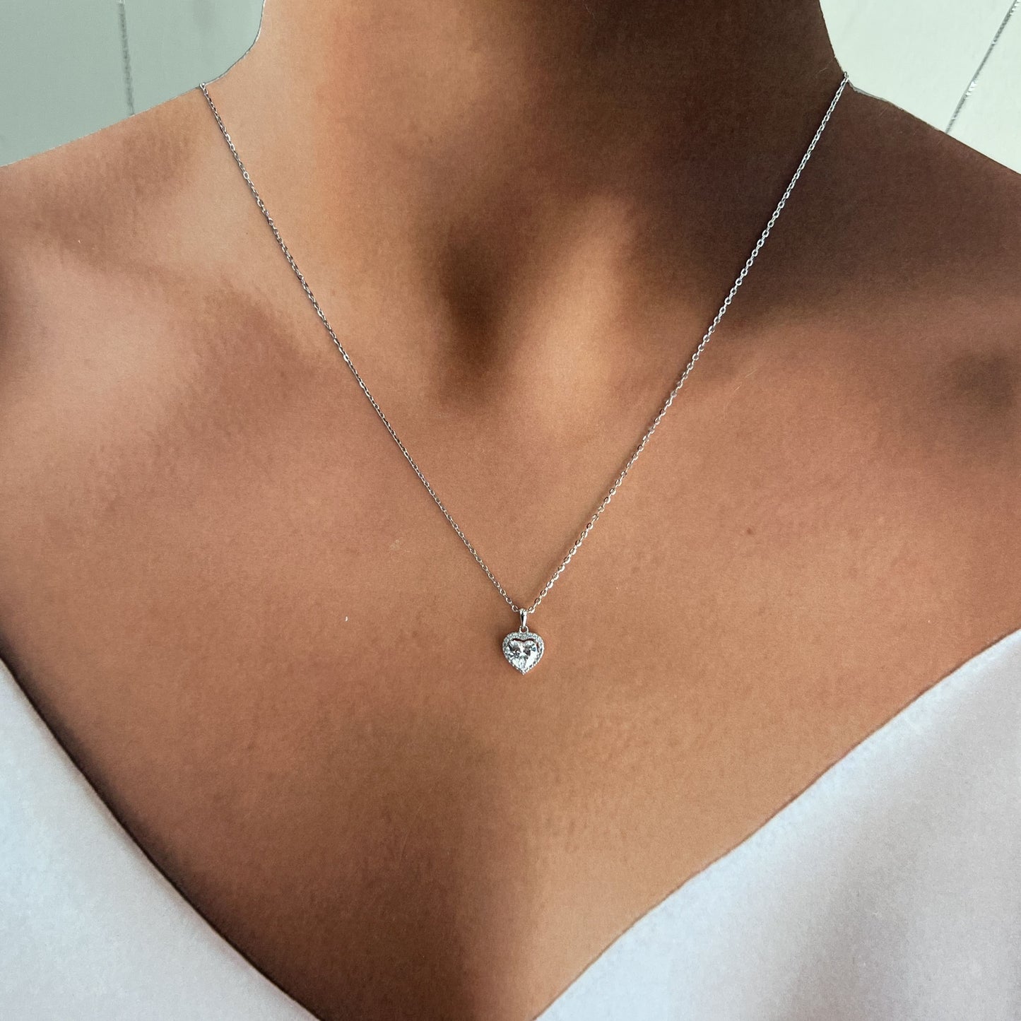 Collar plata .925 dije corazón contorno zirconias