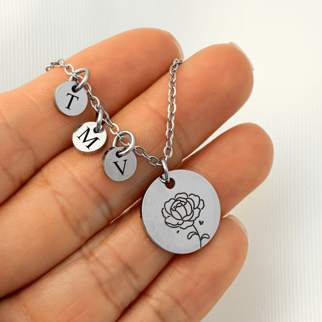 Collar flor de nacimiento monedas con iniciales de hijos regalo día de las madres