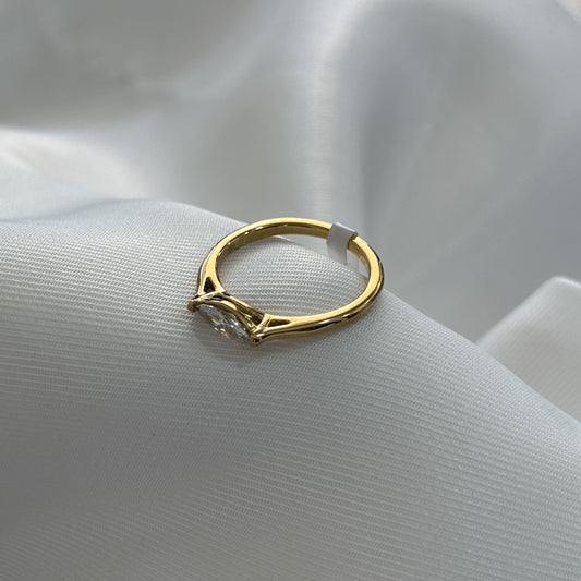 Anillo acero inoxidable zirconia marquisse dorado