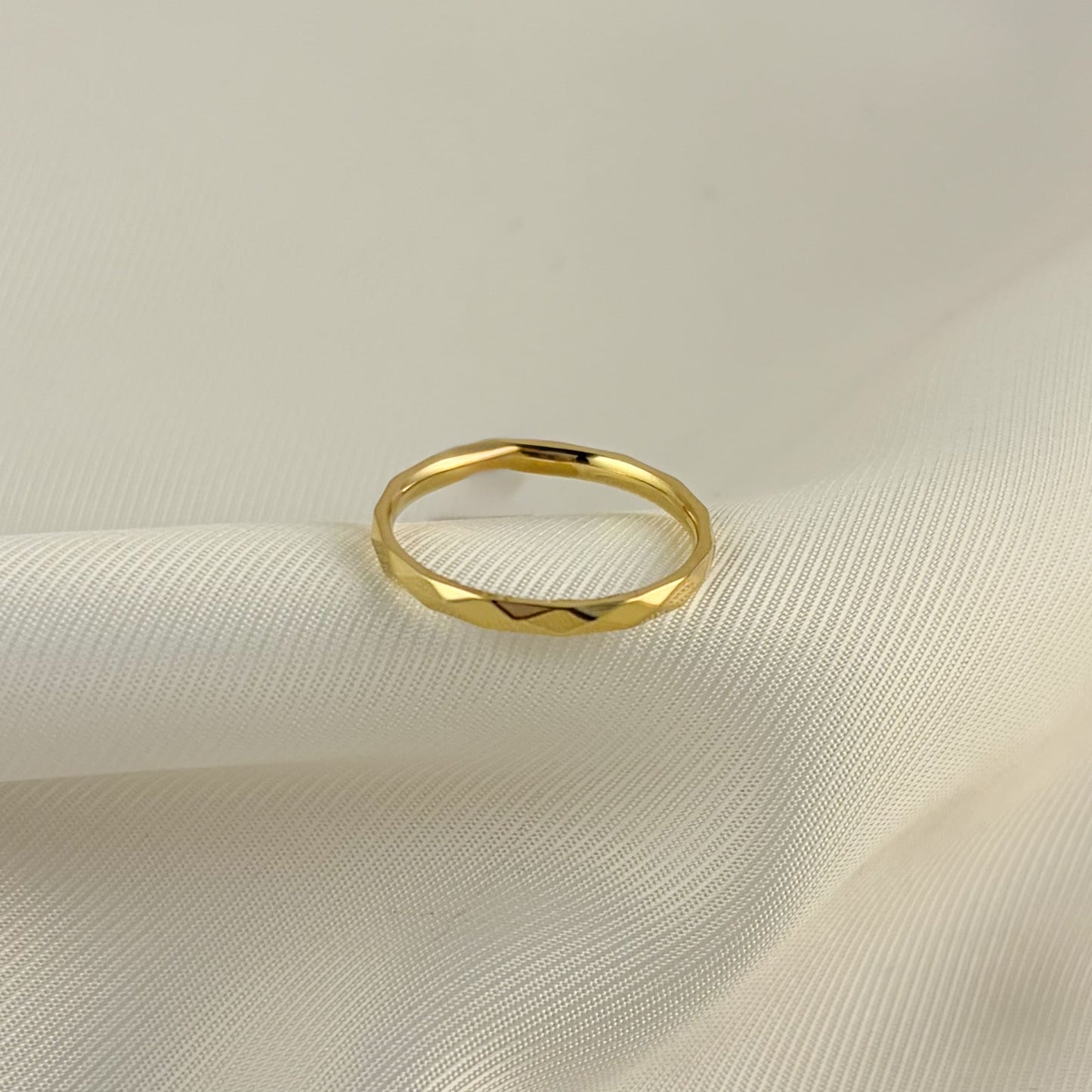 Anillo delgado acero inoxidable diamantado