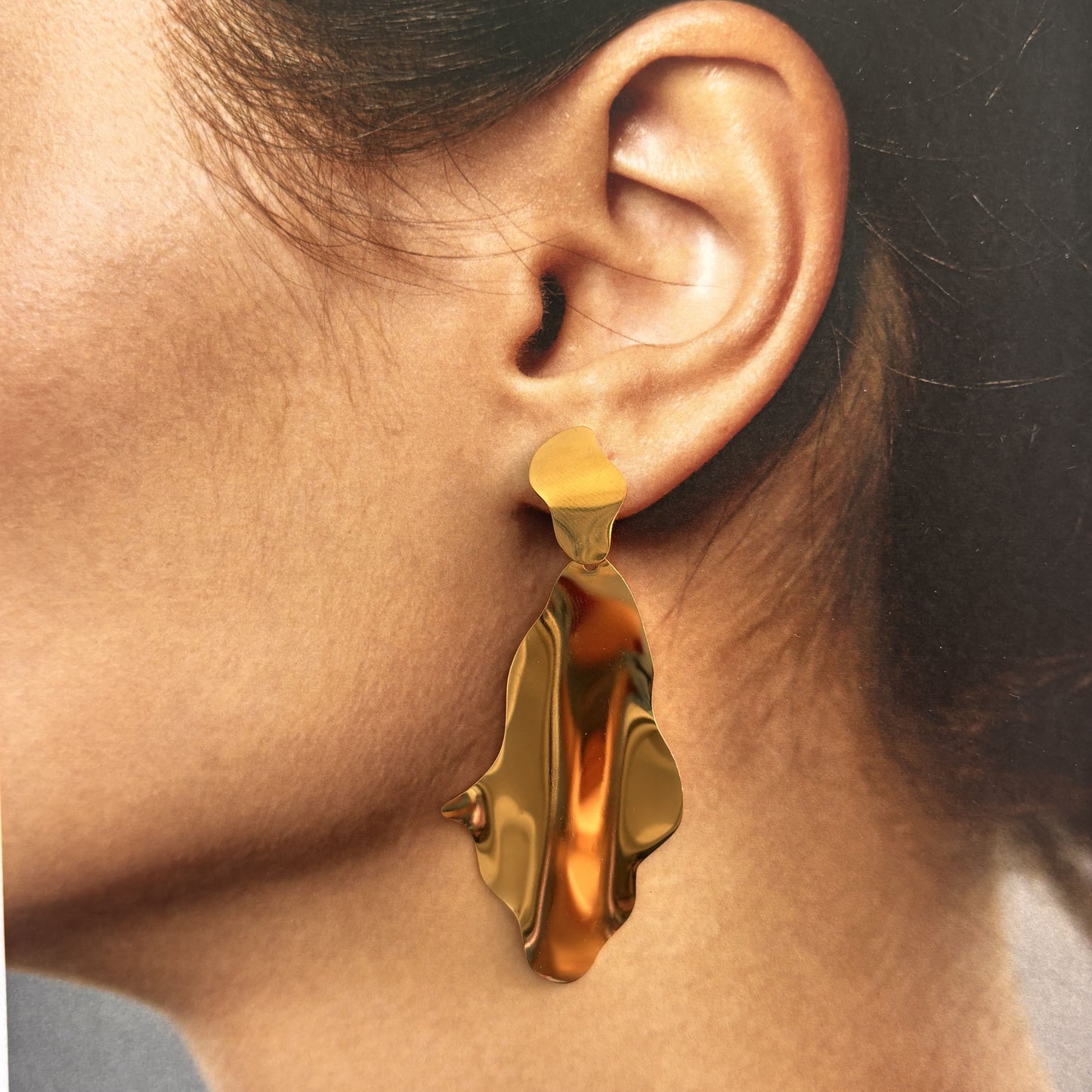 Aretes irregulares acero inoxidable dorados