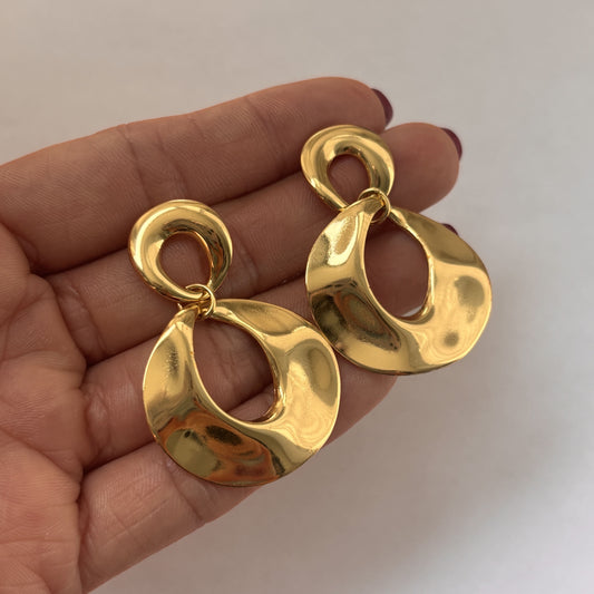 Aretes acero inoxidable aro irregular dorados