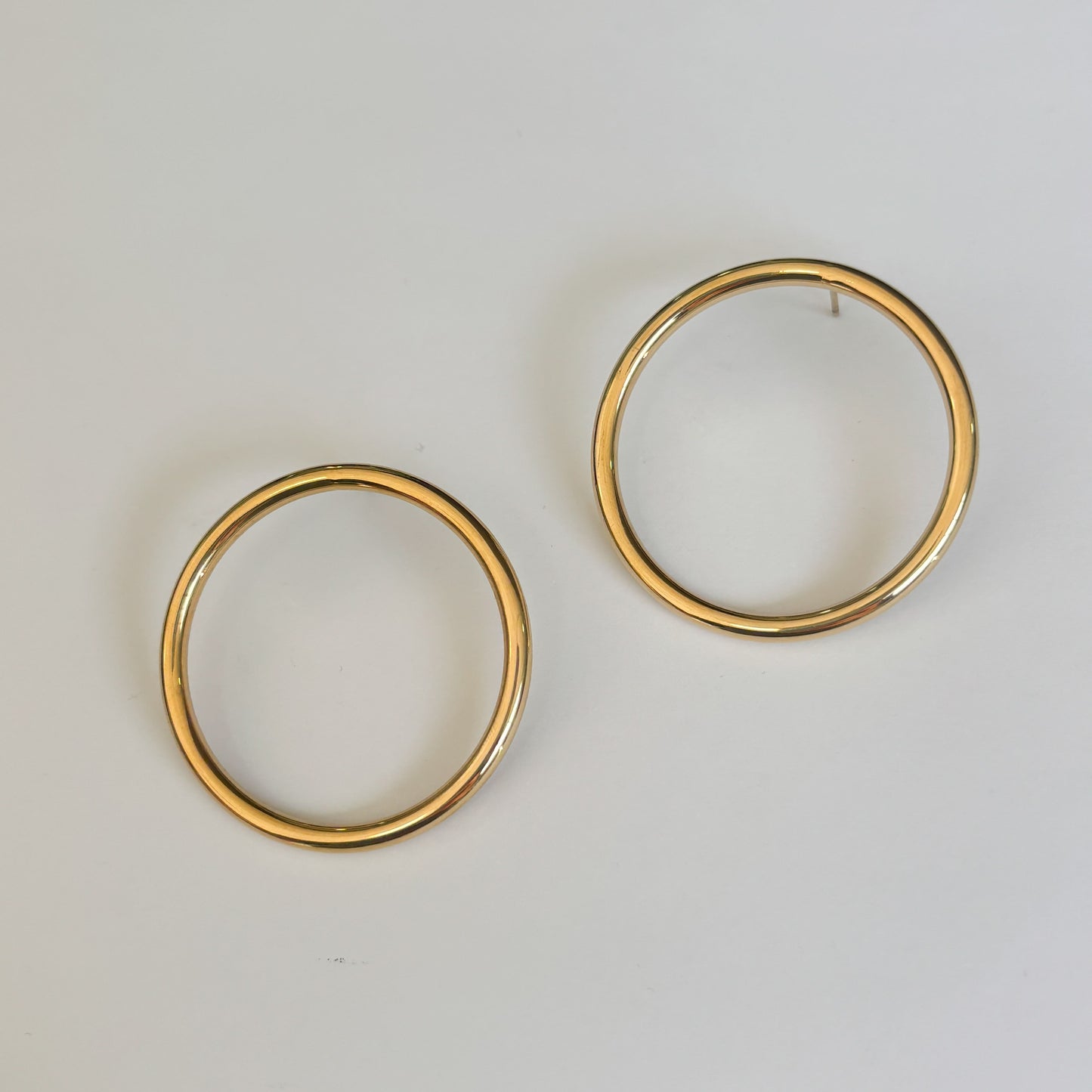 Aretes acero inoxidable aro dorado