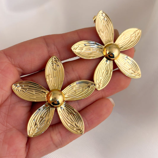 Aretes flor grande acero inoxidable dorado