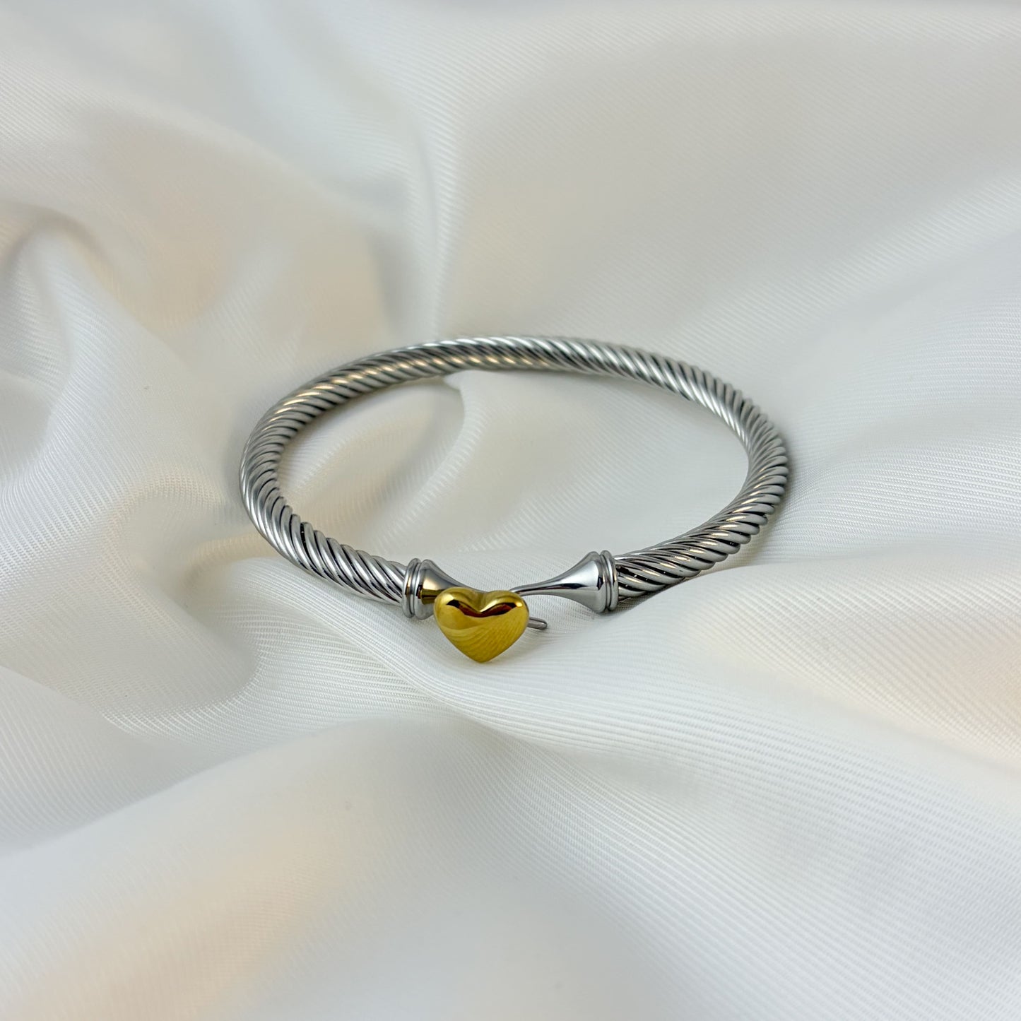 Brazalete acero inoxidable bicolor broche corazón