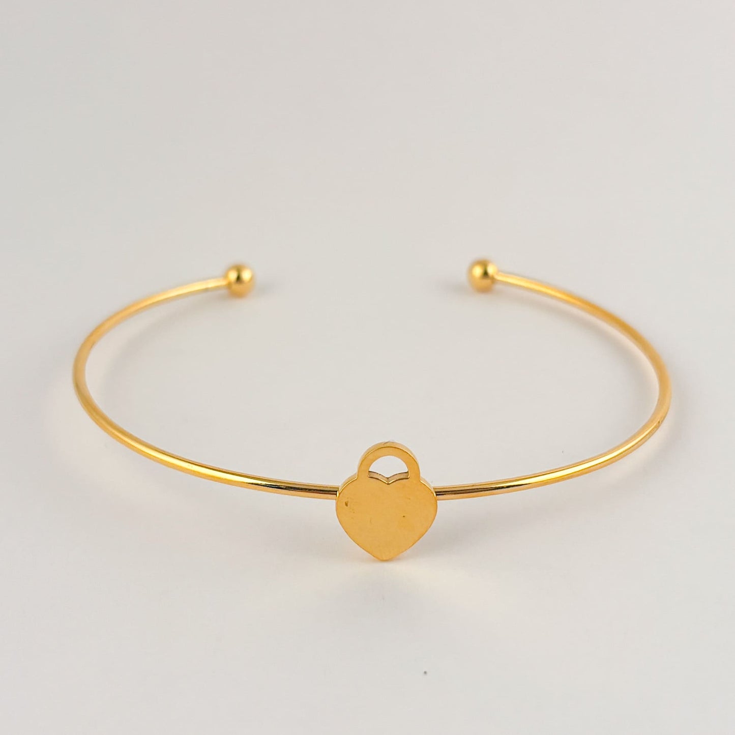 Brazalete delgado acero inoxidable dorado candado corazón