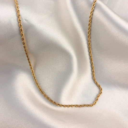 Cadena acero inoxidable torsal 60 cm delgada 2 mm dorada