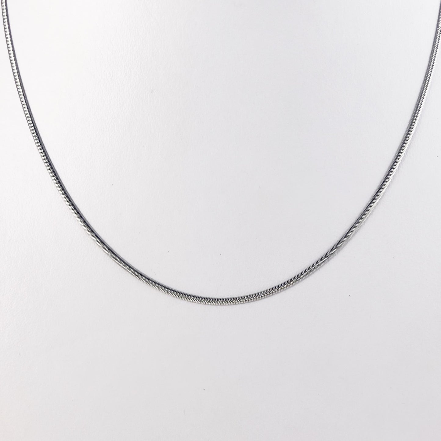 Cadena planchada acero inoxidable delgada 45 cm 2mm