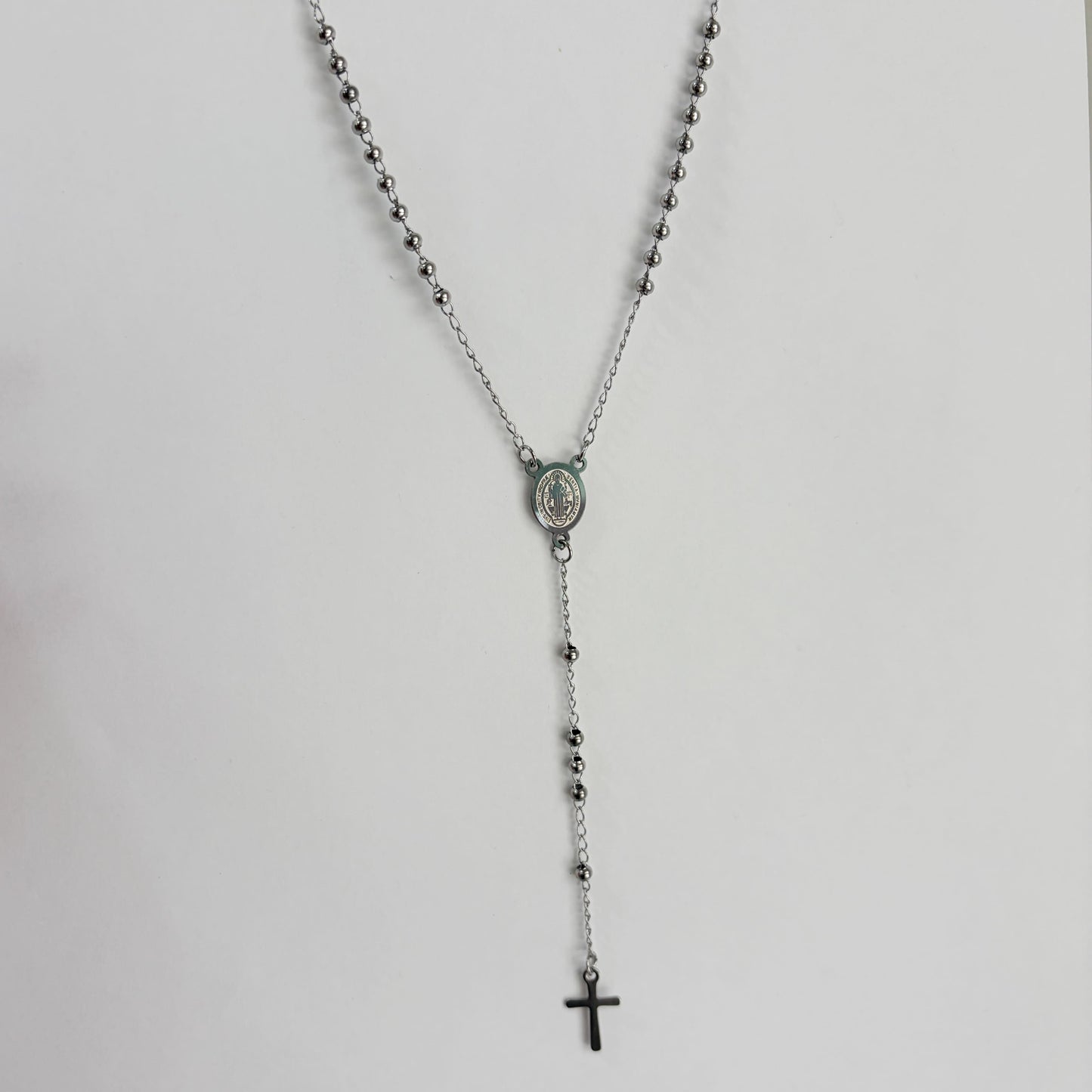 Collar rosario acero inoxidable delgado san benito