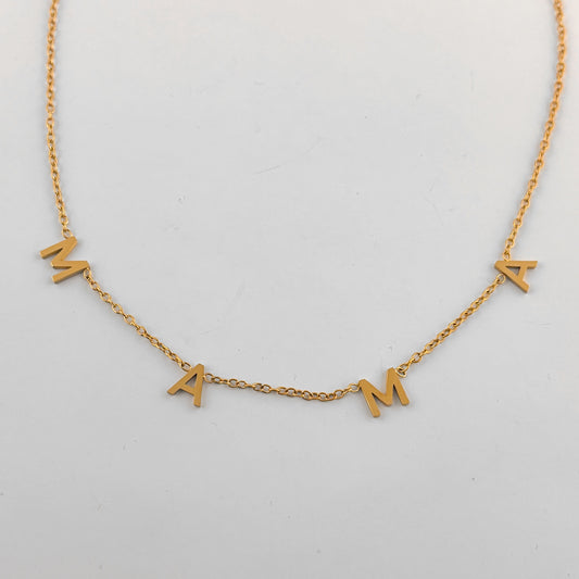 Collar mamá acero inoxidable letras separadas dorado