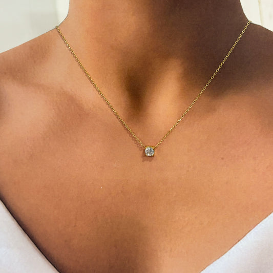 Collar acero inoxidable dije zirconia montada dorado