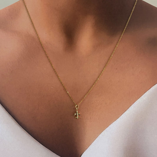 Collar dije avión mini chapa de oro cadena de acero