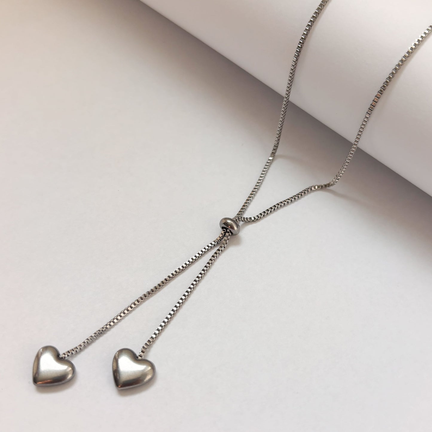 Collar acero inoxidable corbatín corazones