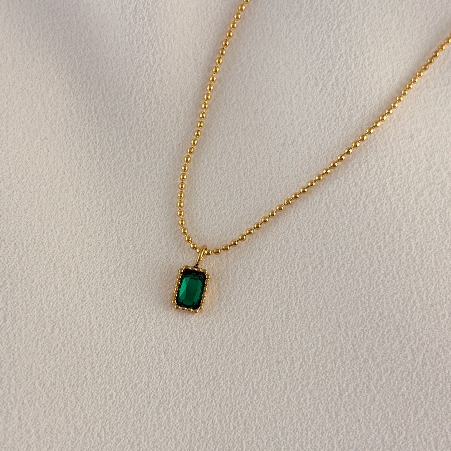 Collar acero inoxidable premium zirconia verde dorado