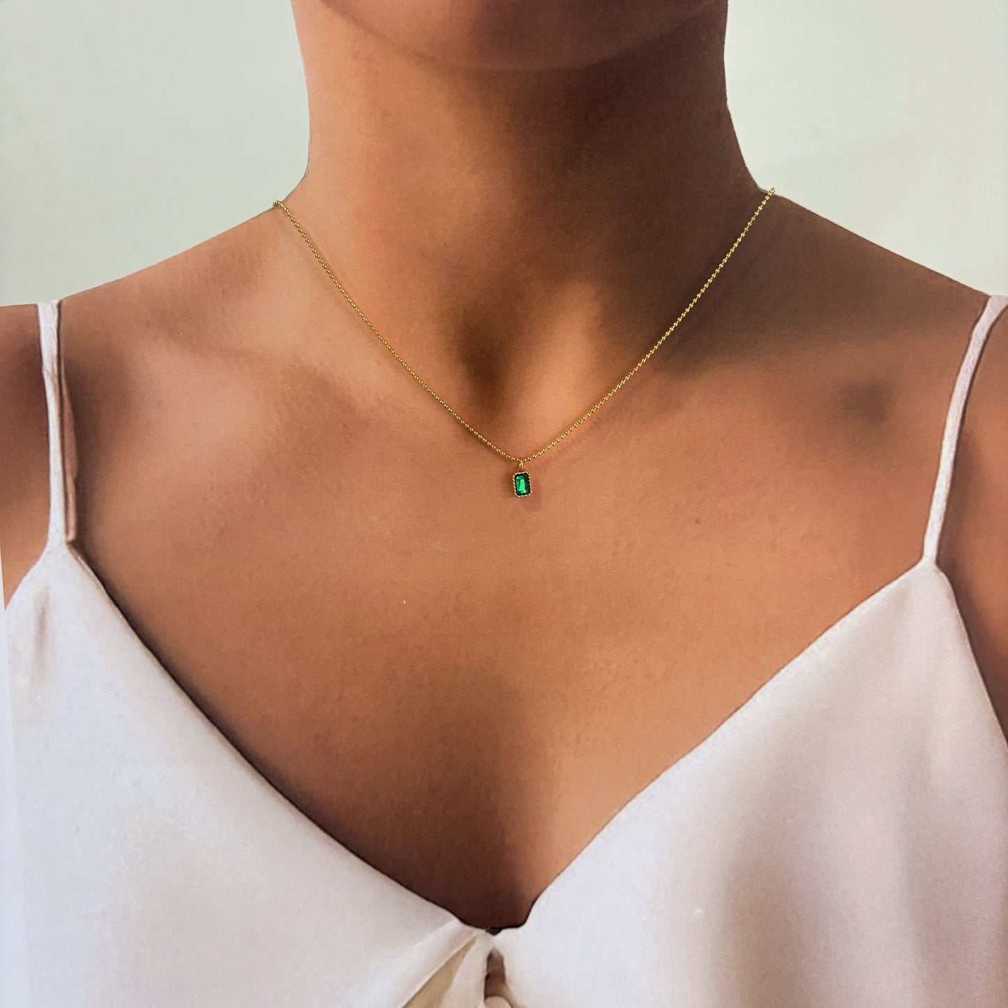 Collar acero inoxidable premium zirconia verde dorado