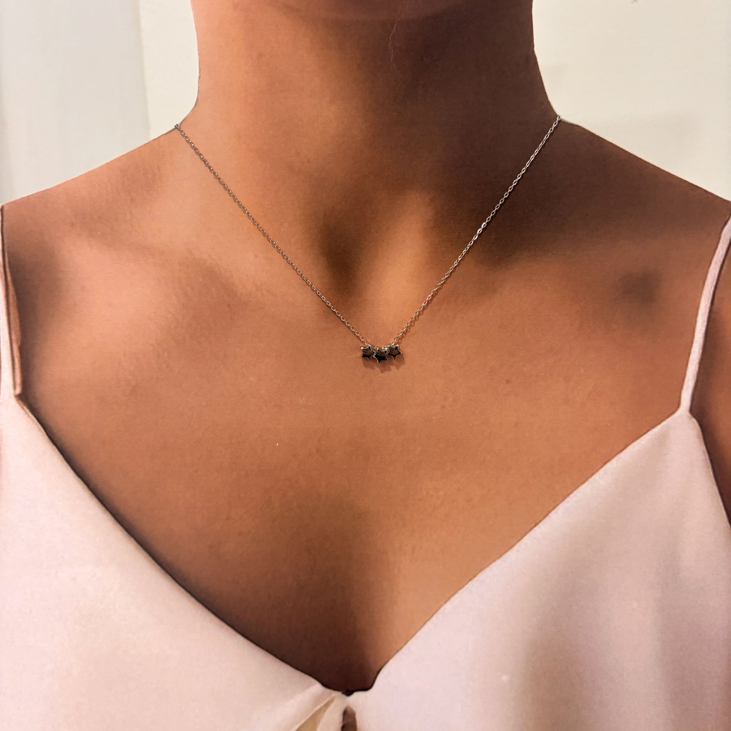 Collar acero inoxidable tres estrellas