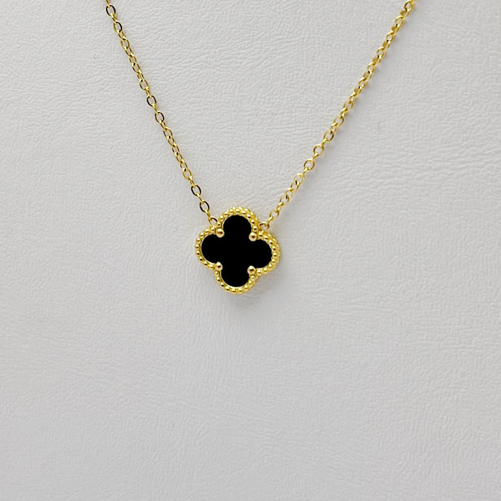 Collar acero inoxidable trébol negro dorado