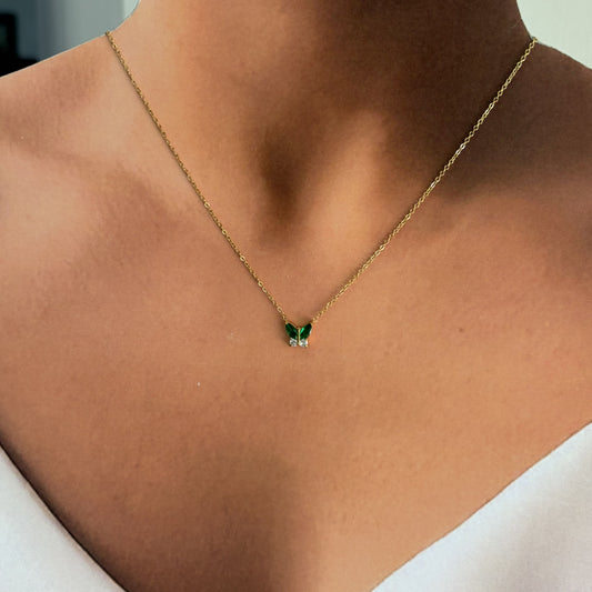 Collar acero inoxidable mariposa verde zirconias dorado