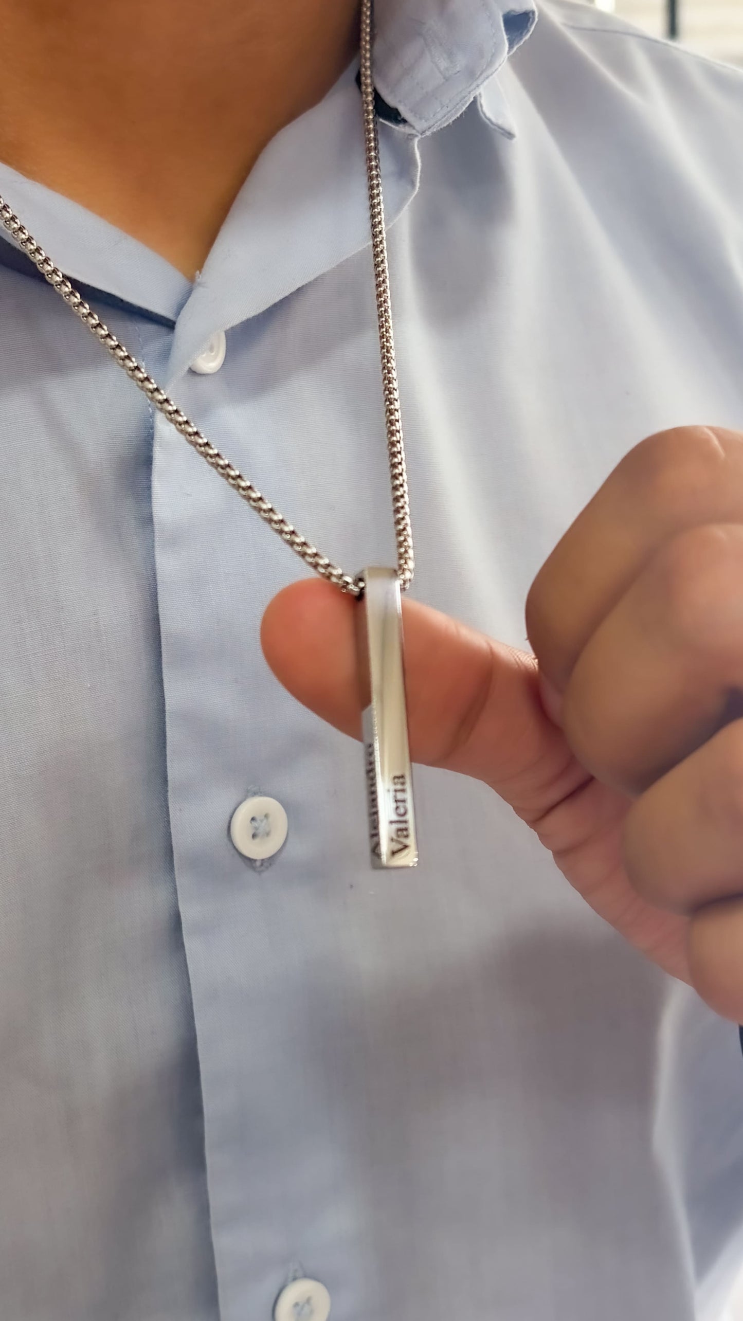 Collar para hombre barra 3D con nombres de hijos grabados -Regalo día del padre