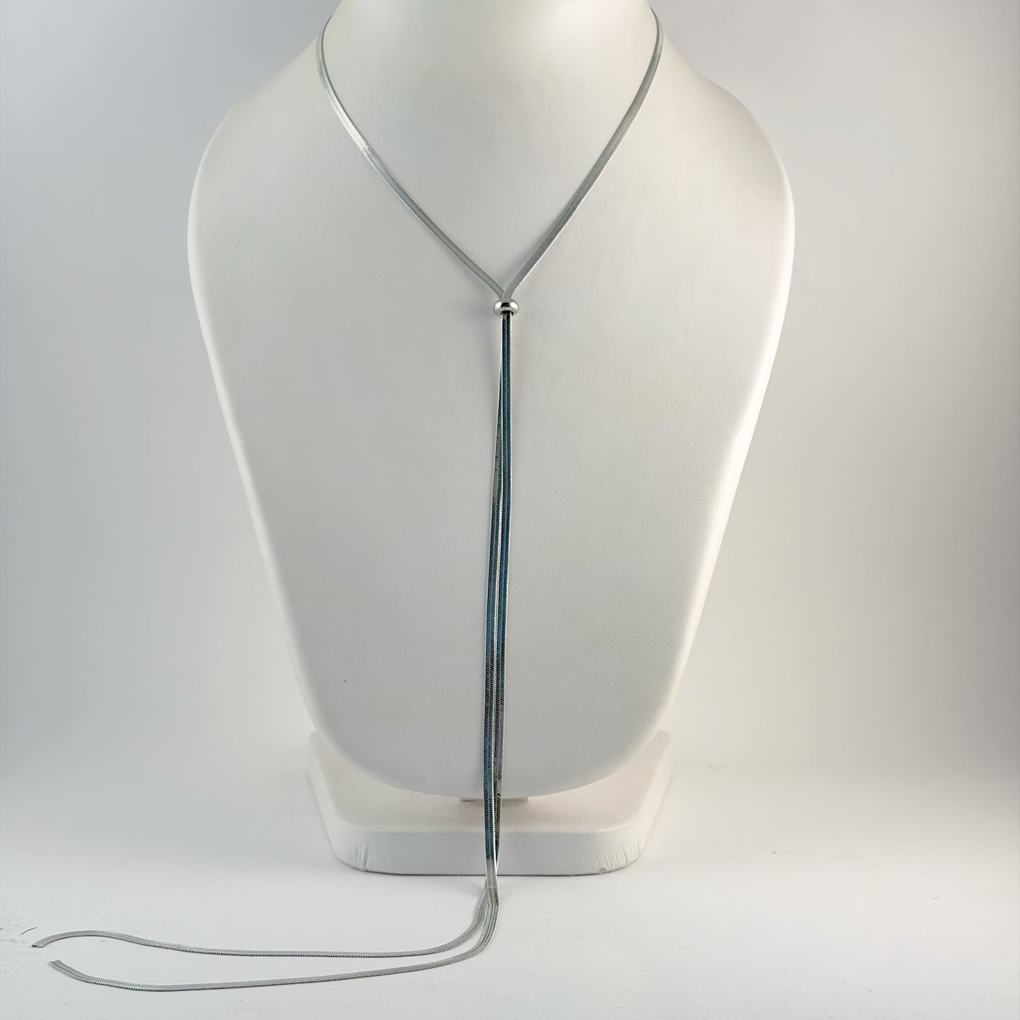 Collar corbatín acero inoxidable dorado cadena planchada