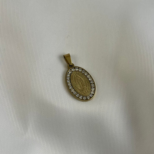 Medalla acero zirconias contorno virgen de Guadalupe 2.5 cm