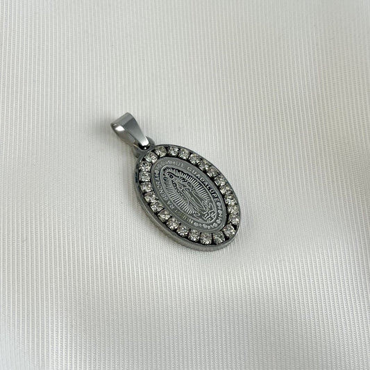Medalla acero zirconias contorno virgen de Guadalupe 2.5 cm