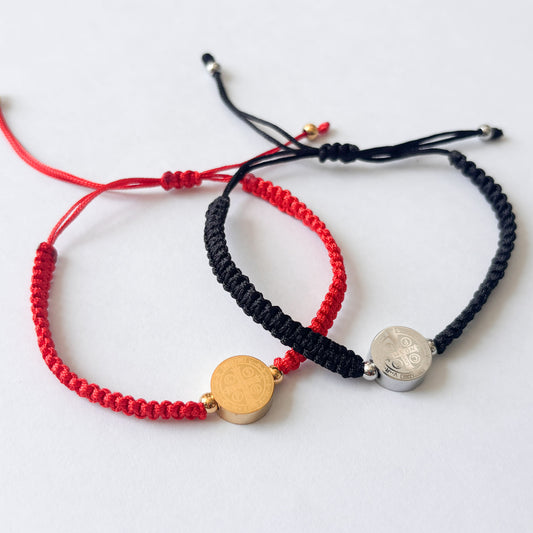 Pulsera hilo medalla de San Benito acero inoxidable