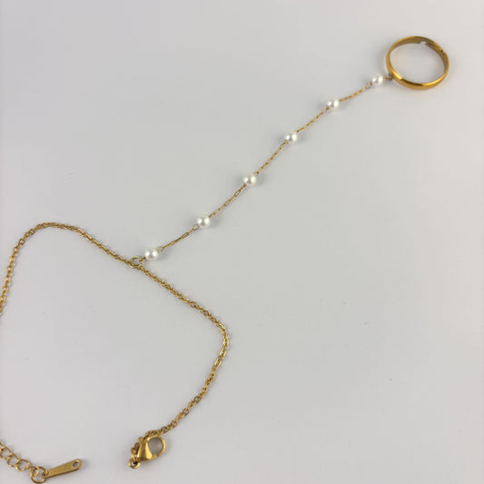 Pulsera con anillo acero inoxidable perlitas dorado