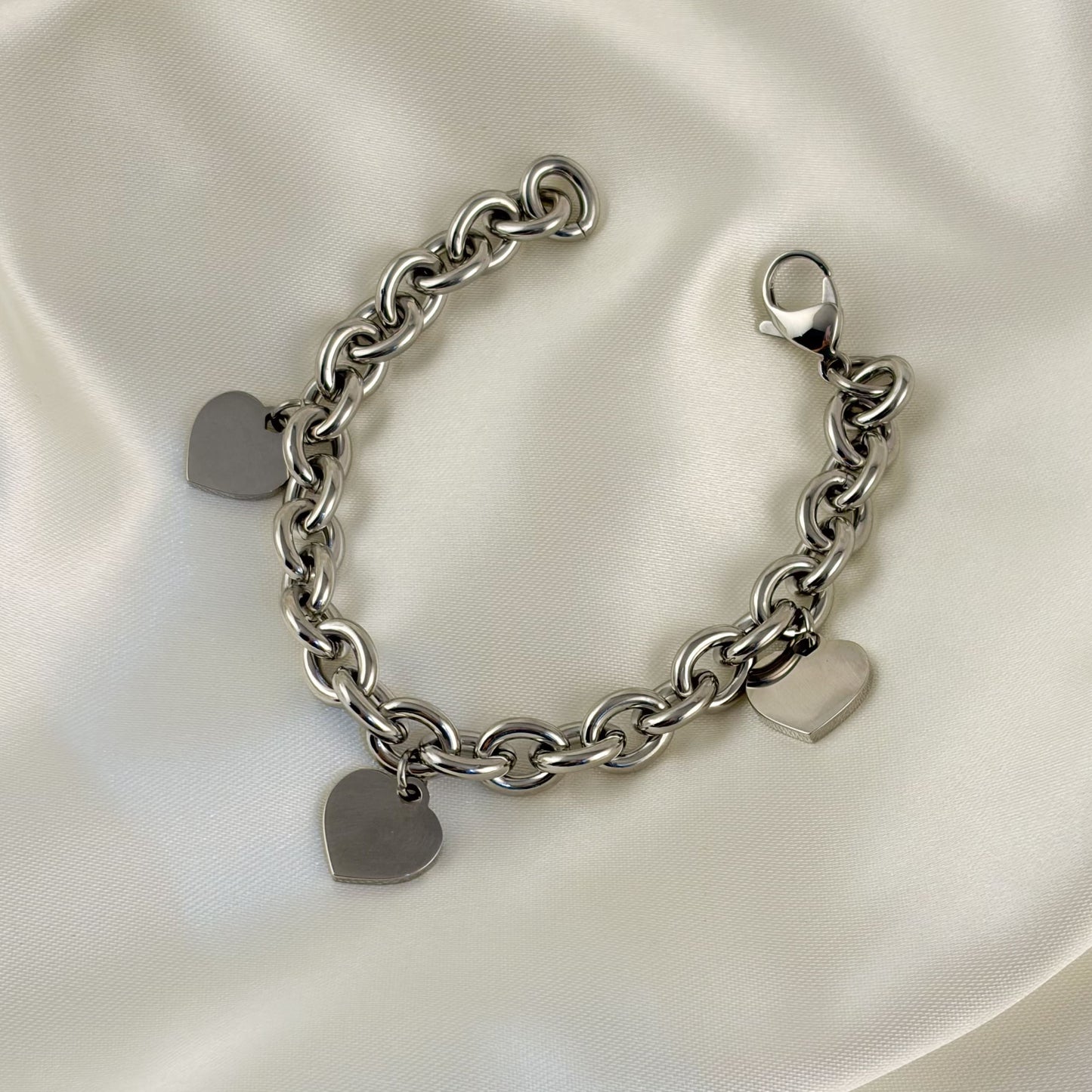 Pulsera chunky 3 dijes de corazón
