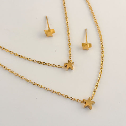 Set acero inoxidable aretes y collar doble estrella en dorado